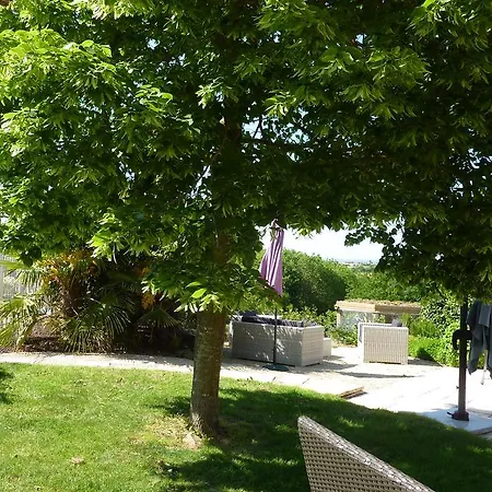 La Boisniere לינה וארוחת בוקר